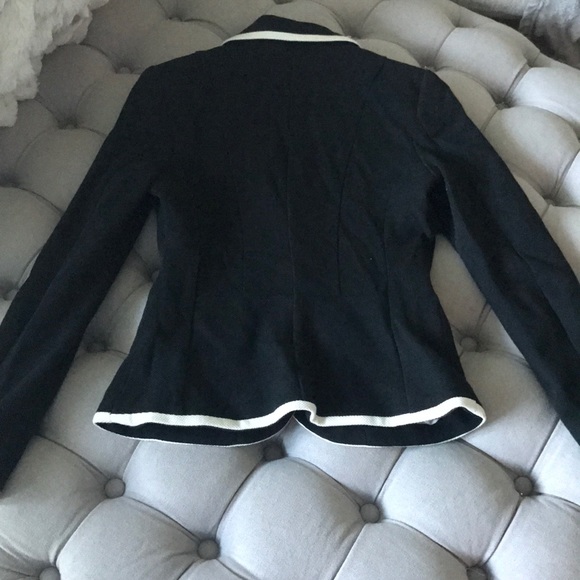 H&M fitted blazer - Picture 5 of 5